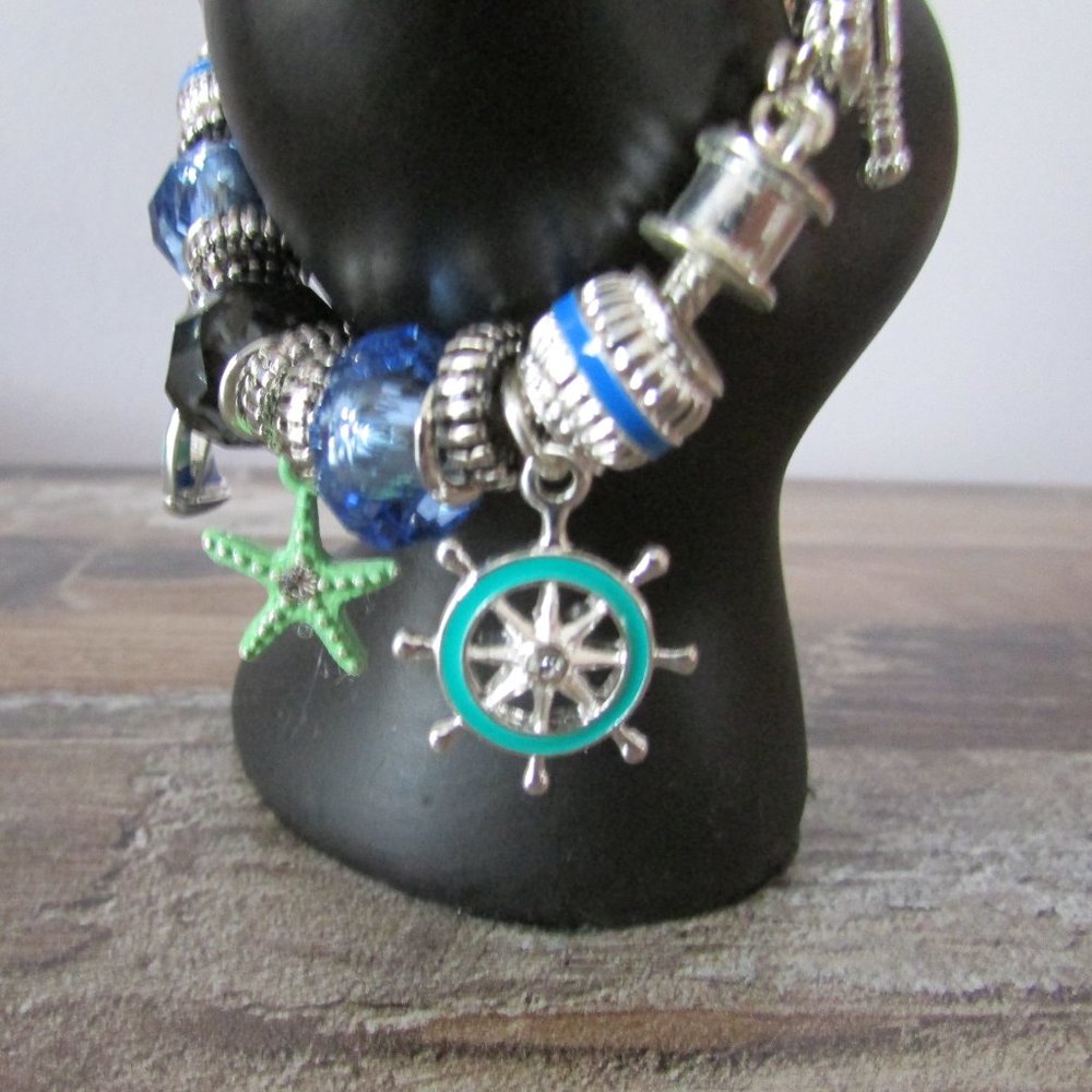 CBEACH THEMED BRACELET